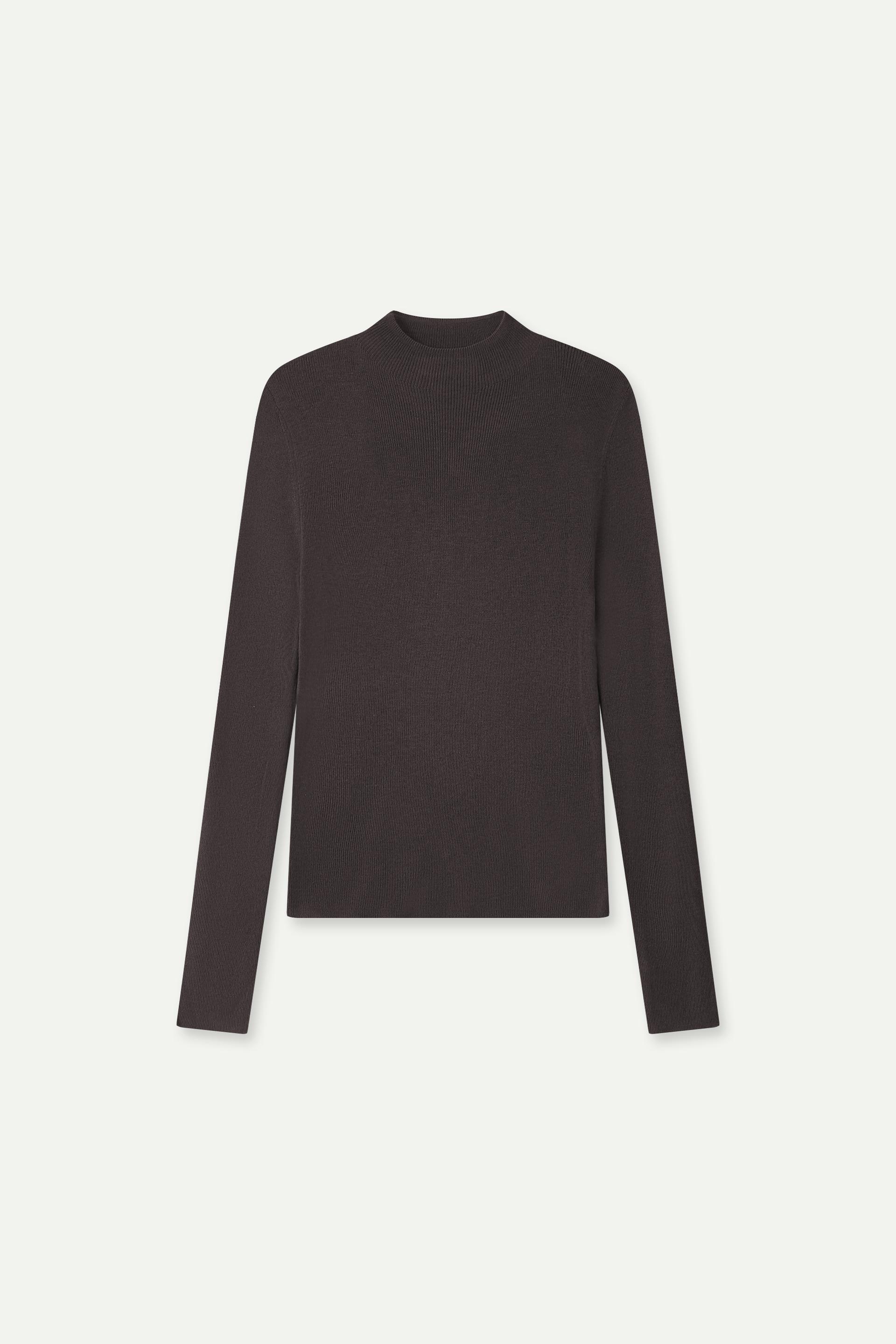 半高領針織上衣