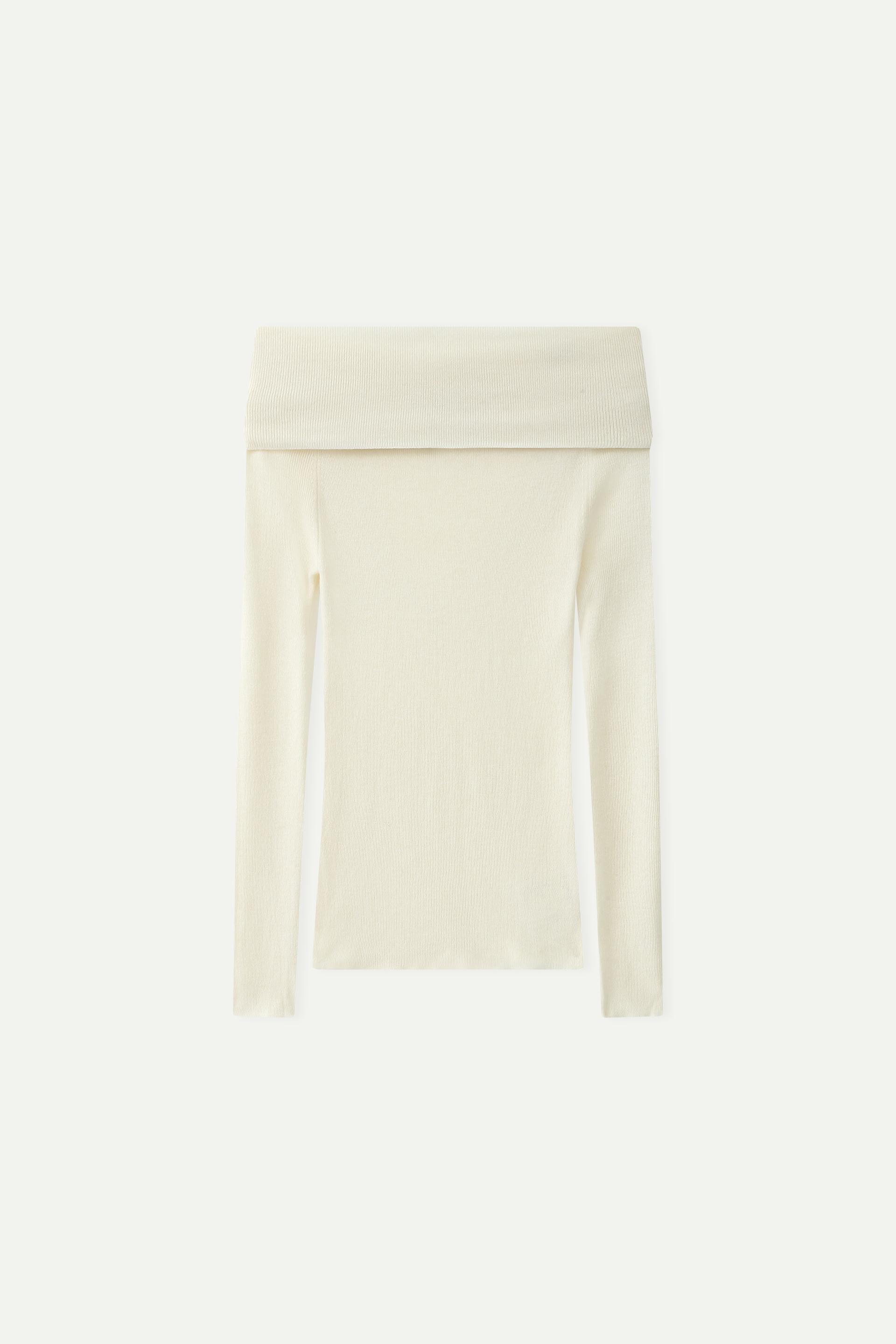 Off-Shoulder Knit Top