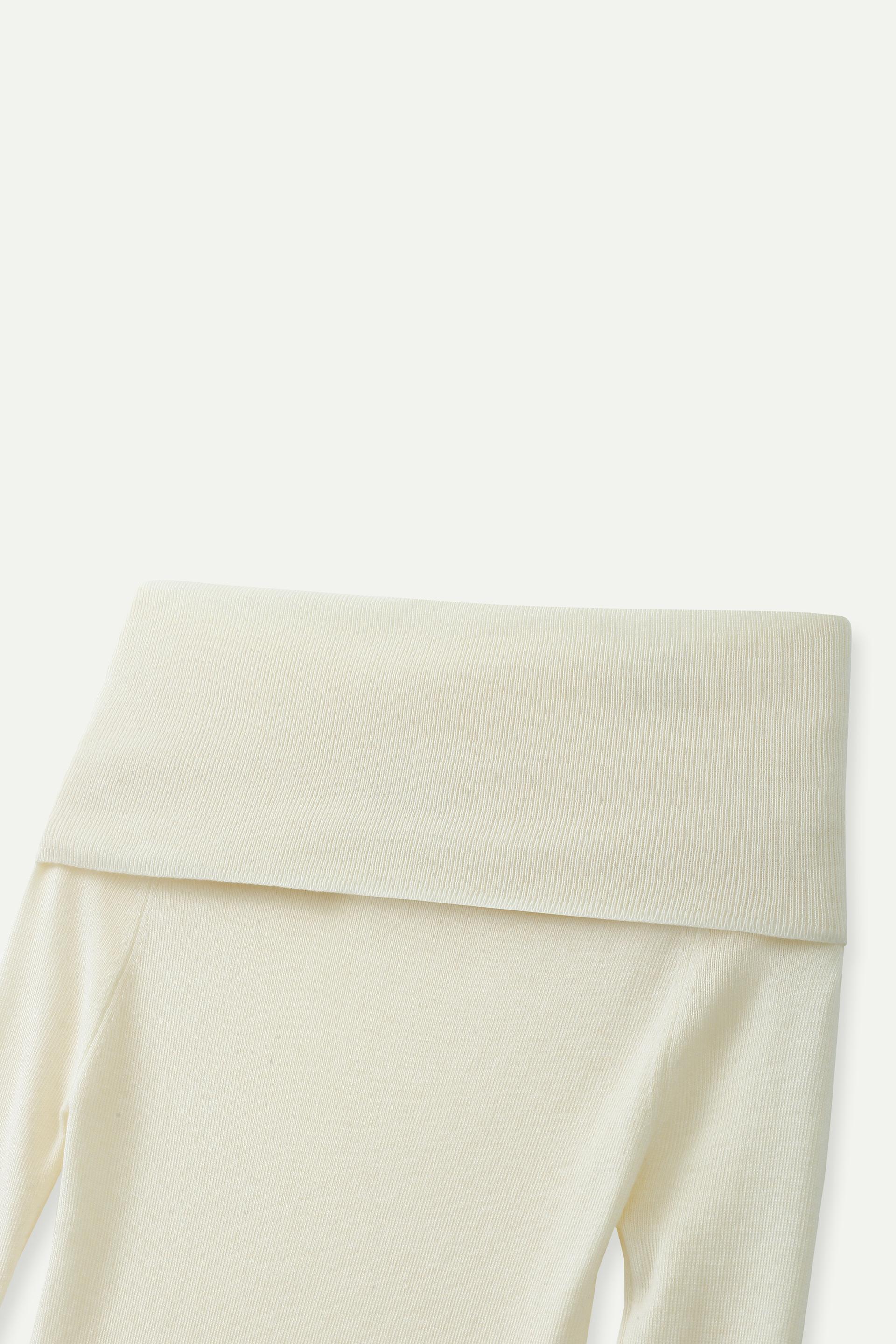 Off-Shoulder Knit Top