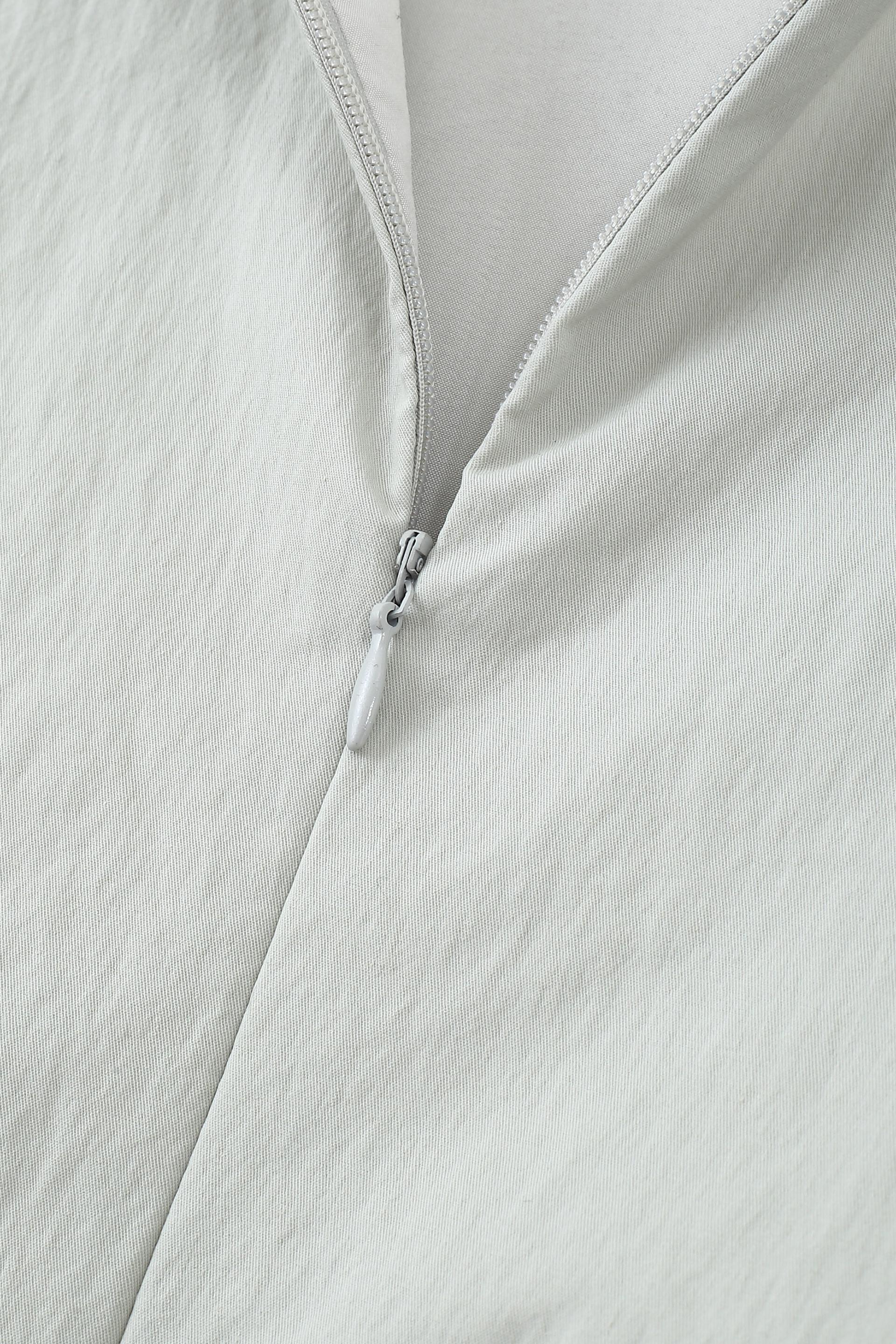 無袖拼接中長連身裙